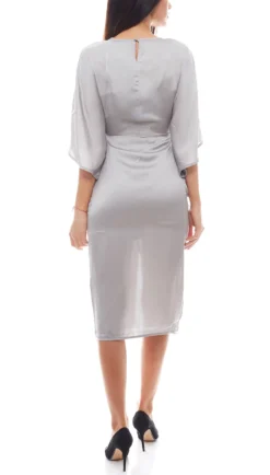 NA-KD X Hanna Licious Kimono-Kleid Stylisches Damen Midi-Kleid In Satin-Optik Silber -Mode Reich Geschaft 1454 000056 0014 Silver 2