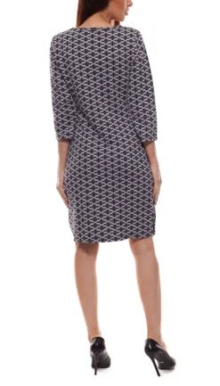 Aniston SELECTED Vivance Trend-Kleid Gemustertes Damen Rundhals-Kleid Mit 3/4-Ärmeln Schwarz/Weiß 7 Aniston SELECTED Vivance Trend-Kleid Gemustertes Damen Rundhals-Kleid Mit 3/4-Ärmeln Schwarz/Weiß -Mode Reich Geschaft 67268859 4