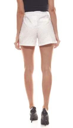 Jake*s Short Angesagte Damen Kurz-Hose Mit Lochstickerei Und Eingrifftaschen Weiß 7 Jake*s Short Angesagte Damen Kurz-Hose Mit Lochstickerei Und Eingrifftaschen Weiß -Mode Reich Geschaft 9453027 Weiss 3